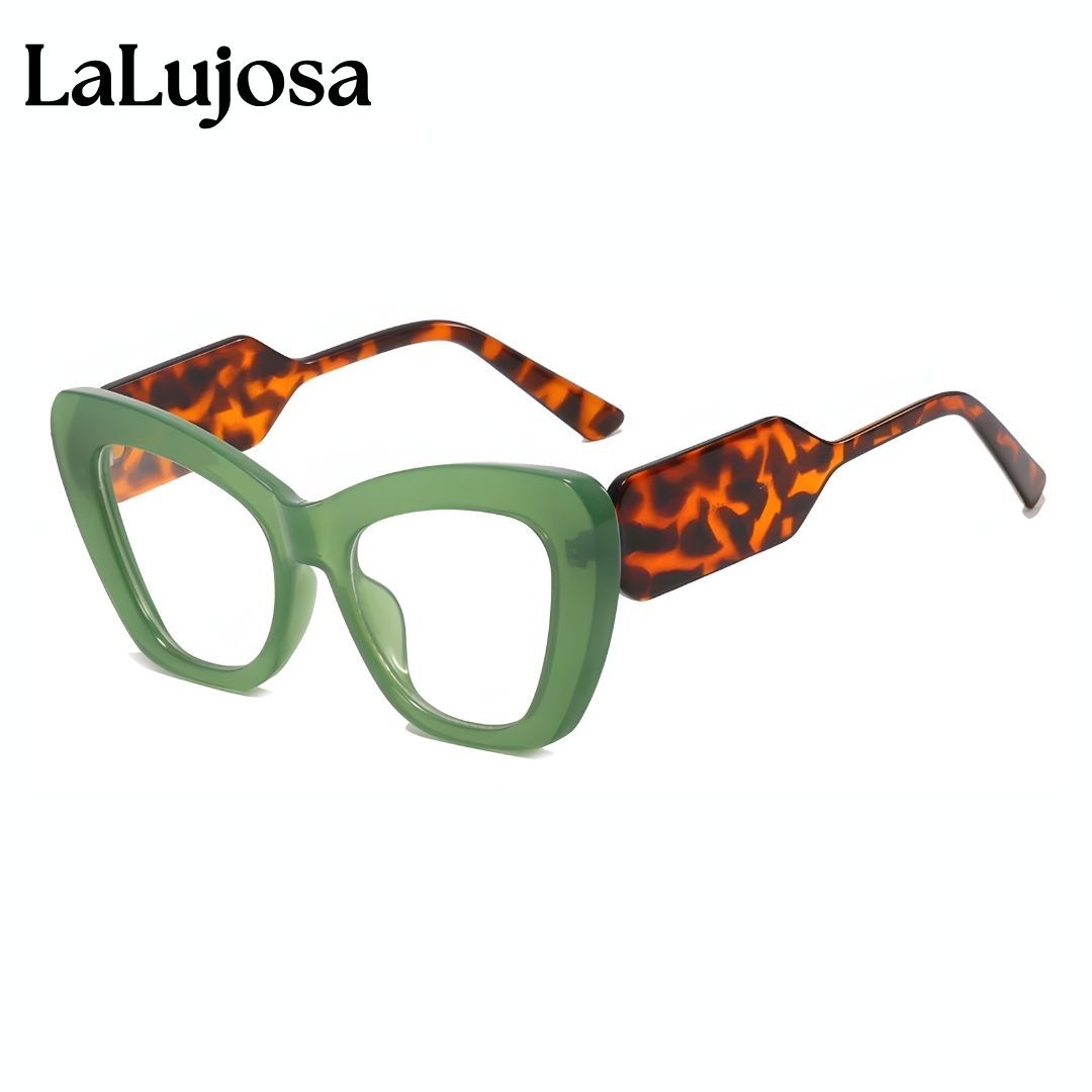 Paloma Verdes con Leopardo