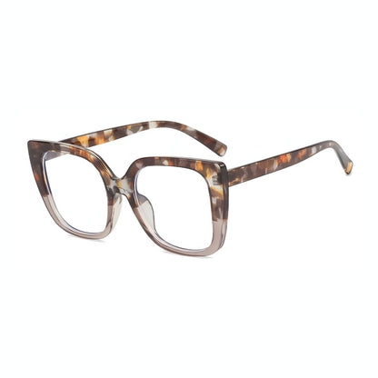 Aitana Azul con Carey